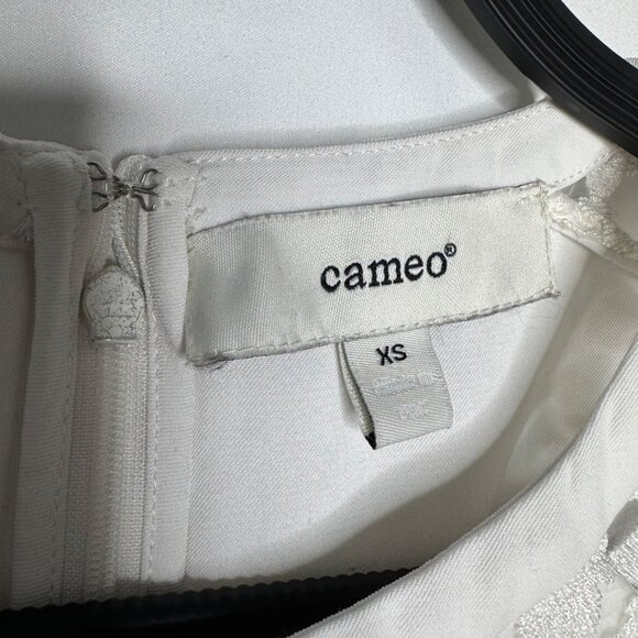 Cameo‎ White Embroidered Dress XS Bridal Engagement Rehearsal Dinner Dress - Picture 3 of 11